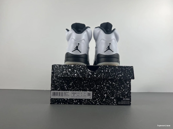 HYPE RETRO 5 BLACK' 'WHITE DD0587-110 AIR JORDAN 0823